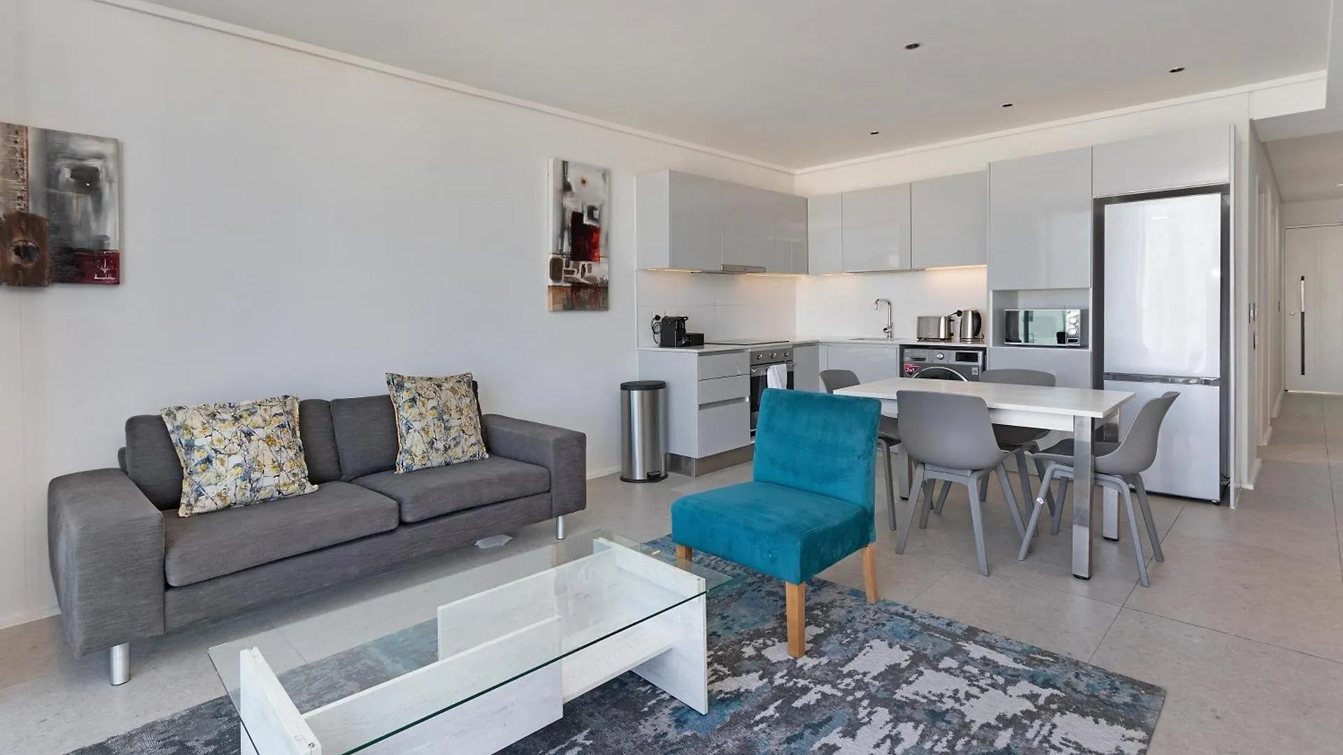The Cosmo Luxury Suites By Totalstay Cape Town Aparthotel