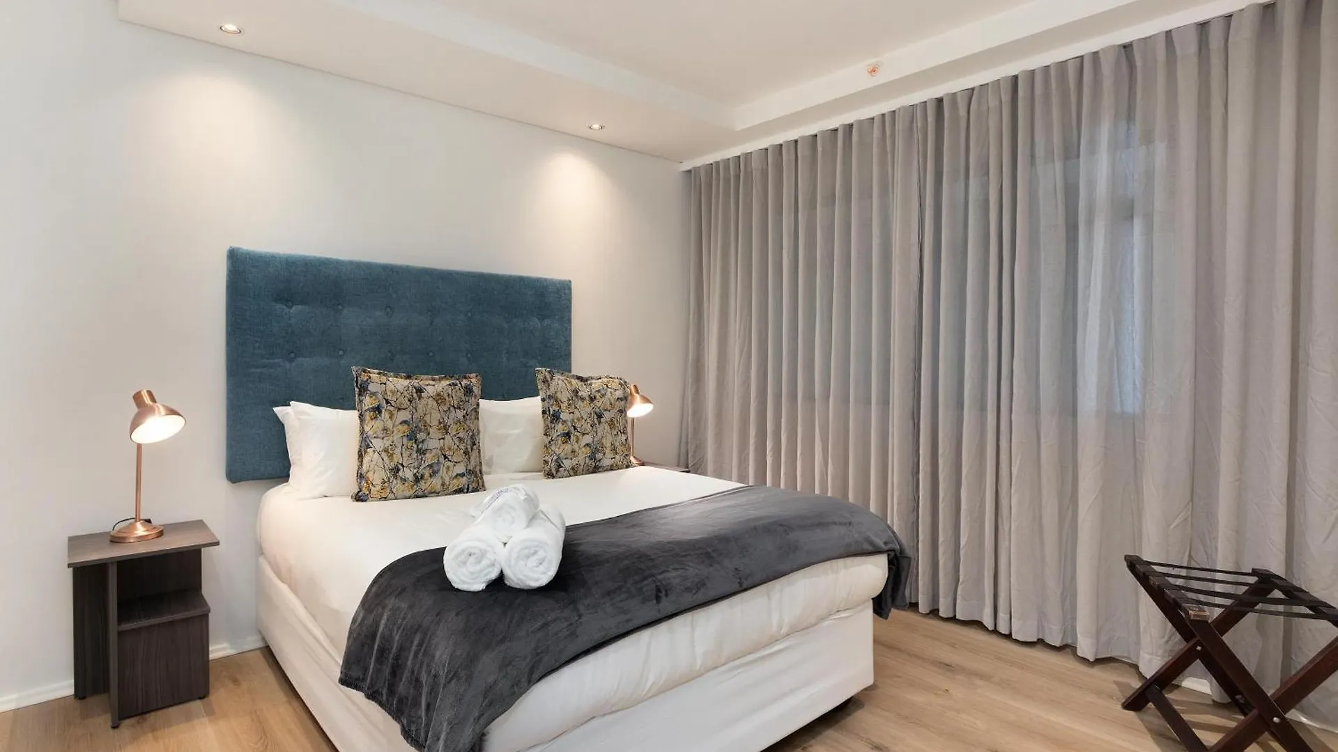 Aparthotel The Cosmo Luxury Suites By Totalstay Cape Town South Africa