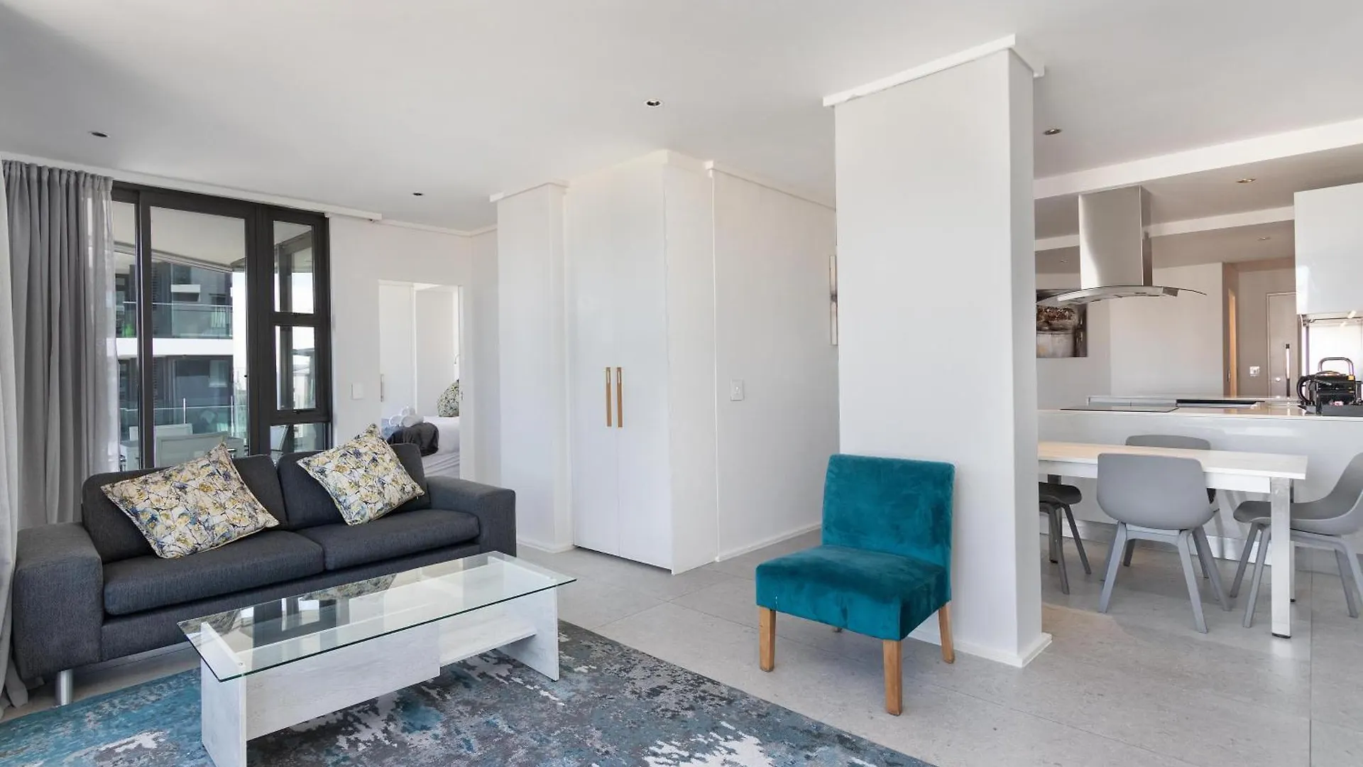 Aparthotel The Cosmo Luxury Suites By Totalstay Cape Town